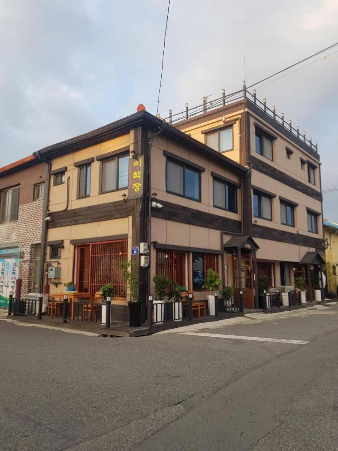 Leehakjang Guesthouse Mokpo Exteriör bild