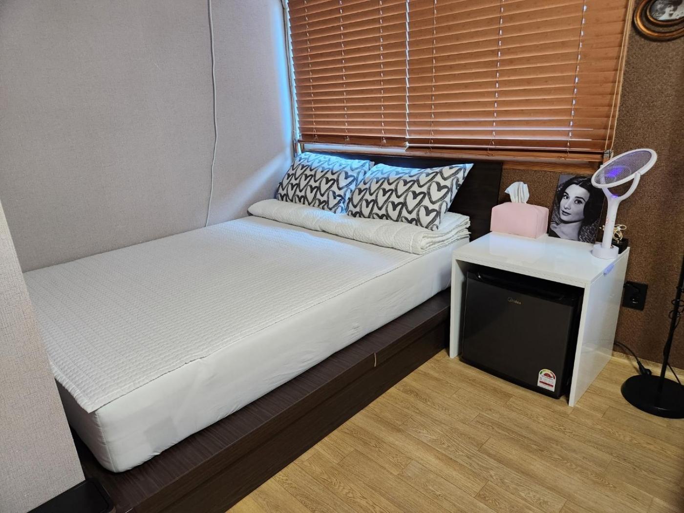 Leehakjang Guesthouse Mokpo Exteriör bild