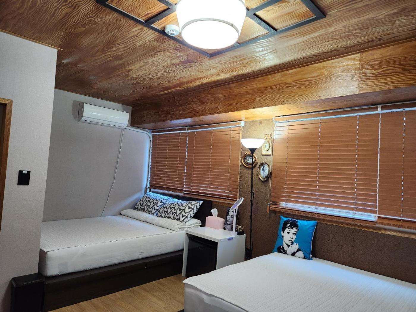 Leehakjang Guesthouse Mokpo Exteriör bild